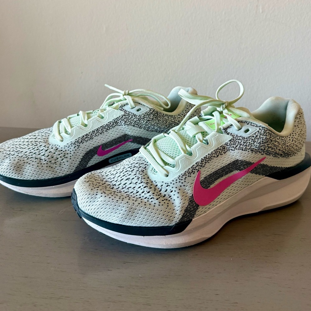 Nike Winflo 11 Running Shoes